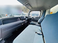 三菱ふそうキャンターアルミバン小型（2t・3t）[写真34]