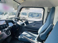 三菱ふそうキャンターアルミバン小型（2t・3t）[写真36]