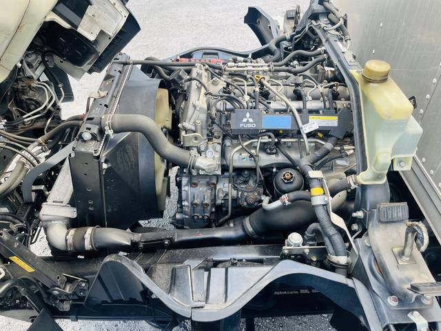 三菱ふそうキャンターアルミバン小型（2t・3t）[写真38]