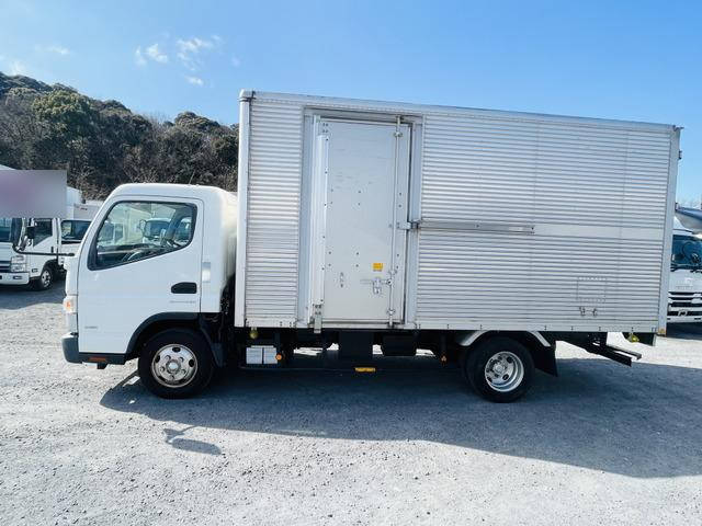 三菱ふそうキャンターアルミバン小型（2t・3t）[写真05]