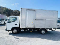 三菱ふそうキャンターアルミバン小型（2t・3t）[写真06]