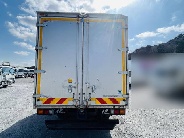 三菱ふそうキャンターアルミバン小型（2t・3t）[写真07]