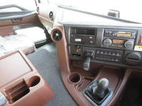 日野プロフィアセーフティローダー大型（10t）[写真14]