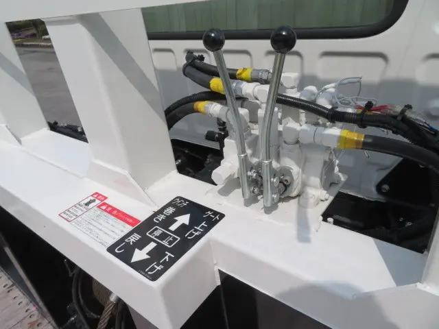 日野プロフィアセーフティローダー大型（10t）[写真28]