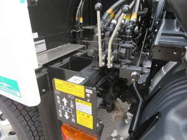 日野プロフィアセーフティローダー大型（10t）[写真32]