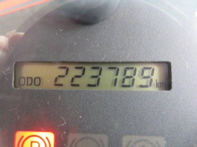 日野レンジャーパッカー車（塵芥車）中型（4t）[写真11]