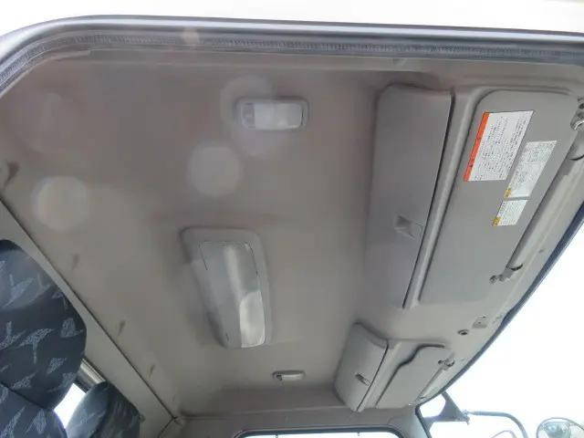 日野レンジャーパッカー車（塵芥車）中型（4t）[写真15]