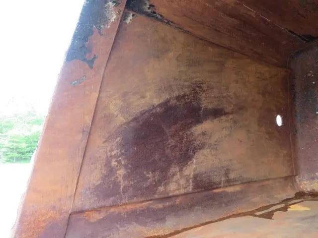 日野レンジャーパッカー車（塵芥車）中型（4t）[写真19]