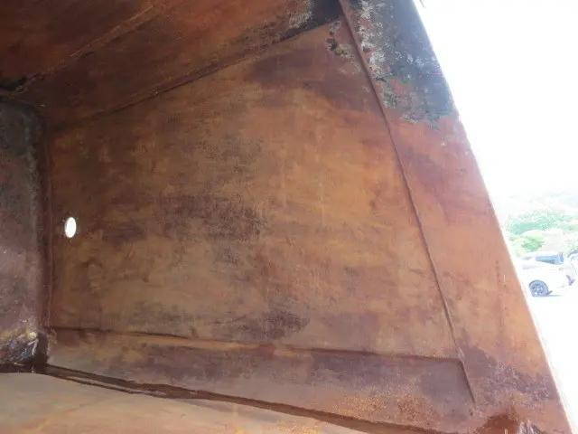 日野レンジャーパッカー車（塵芥車）中型（4t）[写真20]