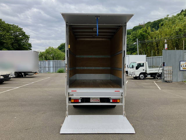 三菱ふそうキャンターアルミバン小型（2t・3t）[写真11]