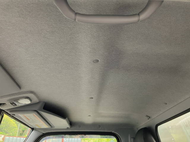 三菱ふそうキャンターアルミバン小型（2t・3t）[写真32]