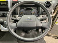 三菱ふそうキャンターアルミバン小型（2t・3t）[写真36]