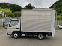 三菱ふそうキャンターアルミバン小型（2t・3t）[写真06]
