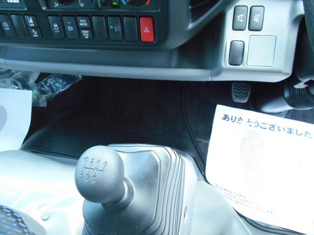 日野デュトロアルミウイング小型（2t・3t）[写真21]