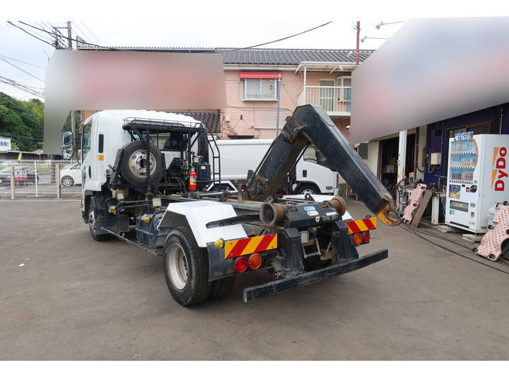 いすゞフォワードコンテナ専用車中型（4t）[写真03]