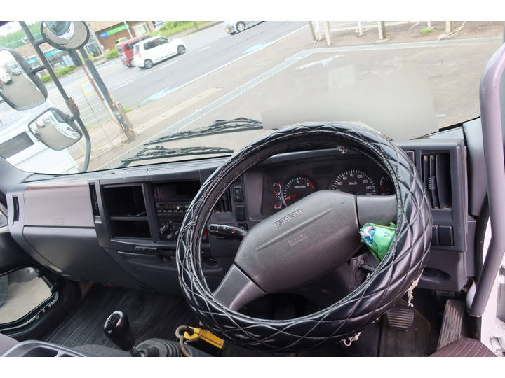 いすゞフォワードコンテナ専用車中型（4t）[写真30]