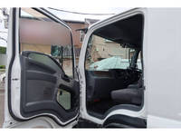 いすゞフォワードコンテナ専用車中型（4t）[写真38]