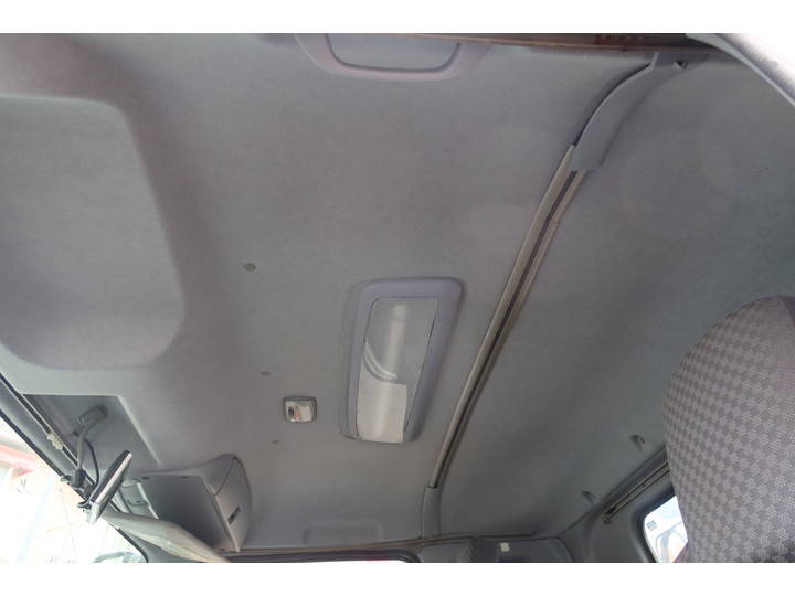 いすゞフォワードコンテナ専用車中型（4t）[写真39]