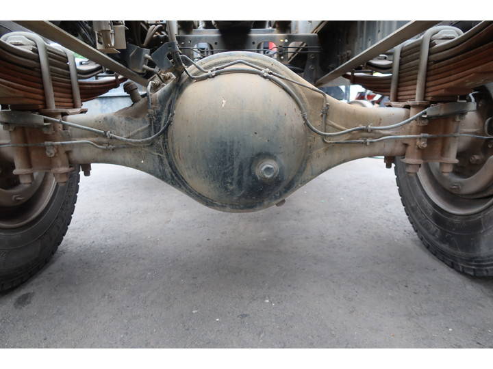 いすゞフォワードコンテナ専用車中型（4t）[写真08]