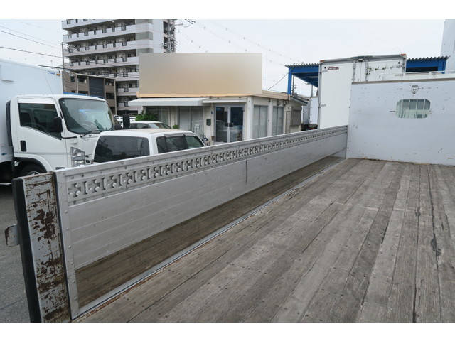 日野レンジャーアルミブロック中型（4t）[写真10]