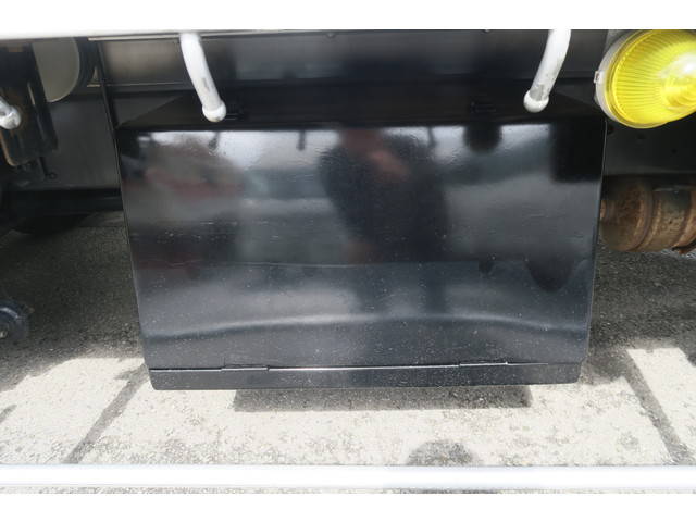 日野レンジャーアルミブロック中型（4t）[写真15]