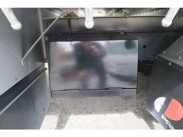 日野レンジャーアルミブロック中型（4t）[写真17]