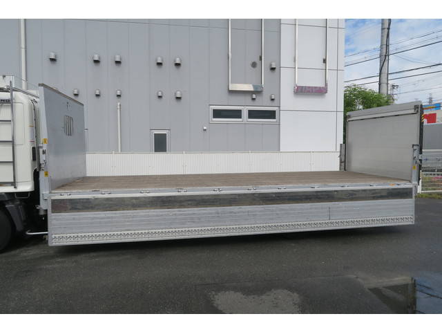 日野レンジャーアルミブロック中型（4t）[写真05]