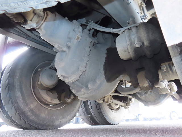 三菱ふそうスーパーグレートダンプ大型（10t）[写真14]