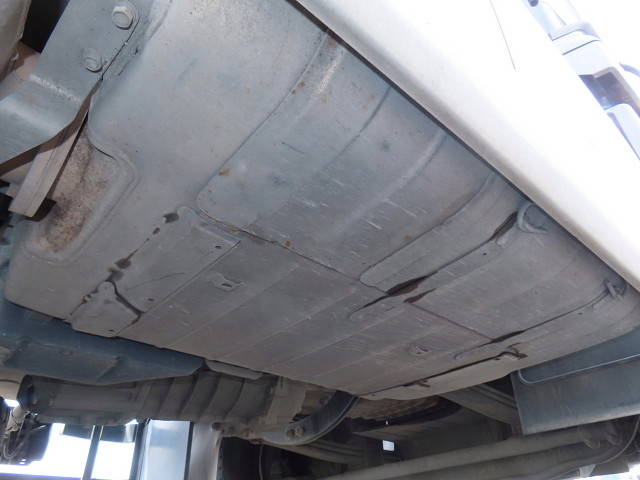 三菱ふそうスーパーグレートダンプ大型（10t）[写真18]