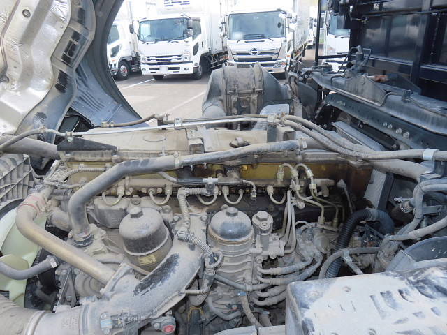 三菱ふそうスーパーグレートダンプ大型（10t）[写真20]