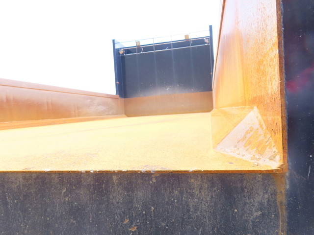 三菱ふそうスーパーグレートダンプ大型（10t）[写真06]