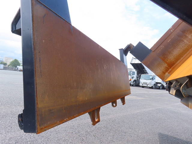 三菱ふそうスーパーグレートダンプ大型（10t）[写真07]