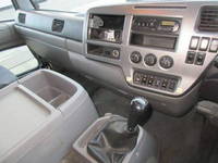 UDトラックスコンドルパネルバン増トン（6t・8t）[写真20]