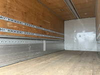 いすゞフォワードアルミウイング中型（4t）[写真16]