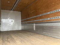 いすゞフォワードアルミウイング中型（4t）[写真17]