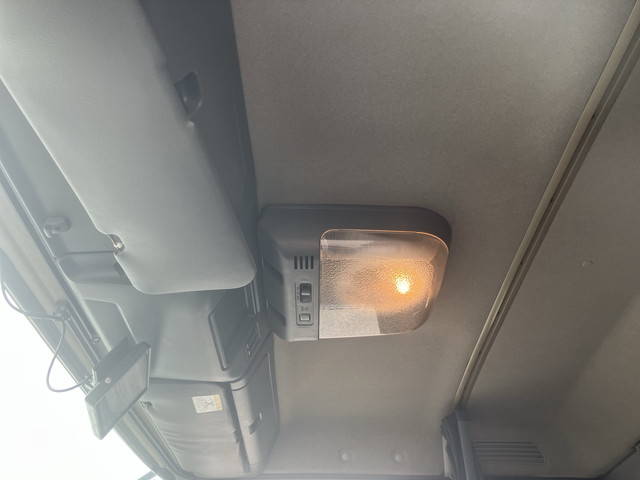 いすゞフォワードアルミウイング中型（4t）[写真33]