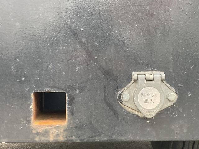 いすゞエルフダブルキャブ（Wキャブ）小型（2t・3t）[写真20]