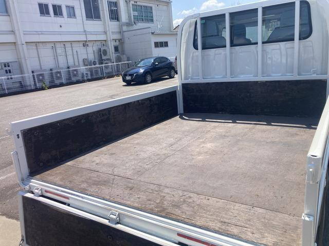 いすゞエルフダブルキャブ（Wキャブ）小型（2t・3t）[写真23]