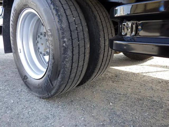 トヨタダイナ平ボディ小型（2t・3t）[写真27]