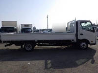 トヨタダイナ平ボディ小型（2t・3t）[写真05]