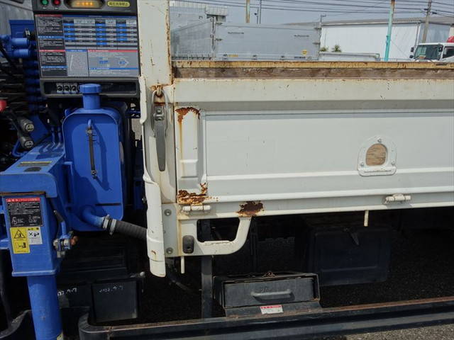 日野デュトロクレーン4段小型（2t・3t）[写真17]