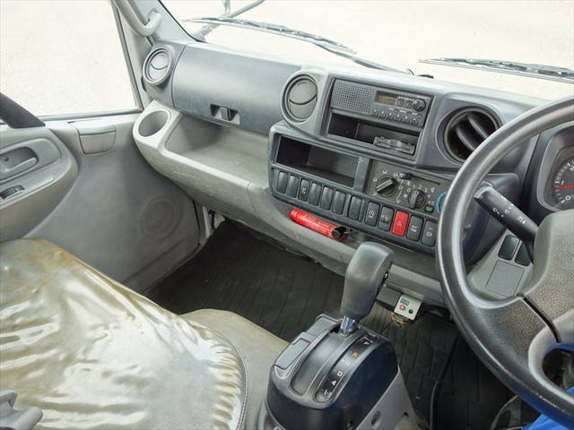 日野デュトロクレーン4段小型（2t・3t）[写真24]