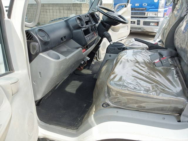 日野デュトロクレーン4段小型（2t・3t）[写真25]