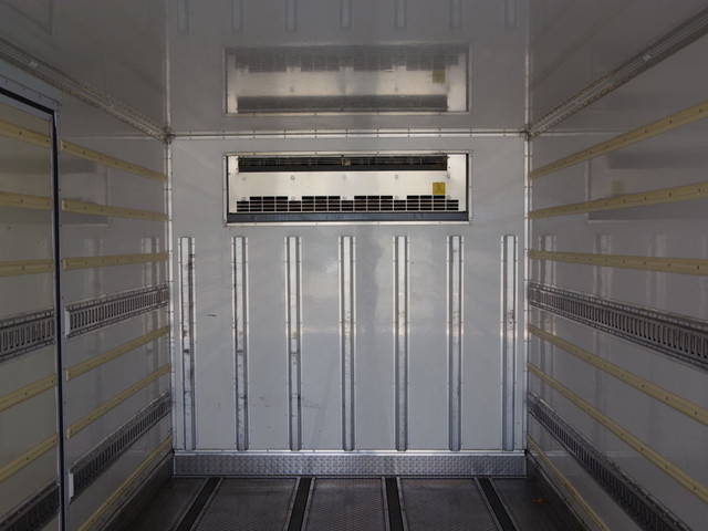 日野レンジャー冷凍車（冷蔵車）増トン（6t・8t）[写真10]