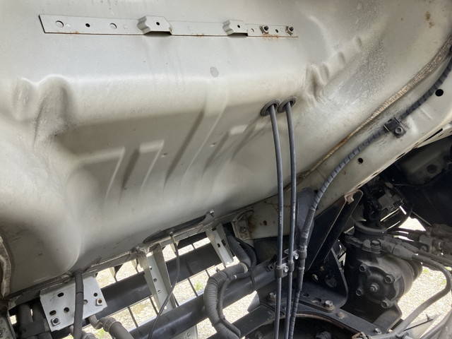 いすゞフォワードアルミブロック中型（4t）[写真21]