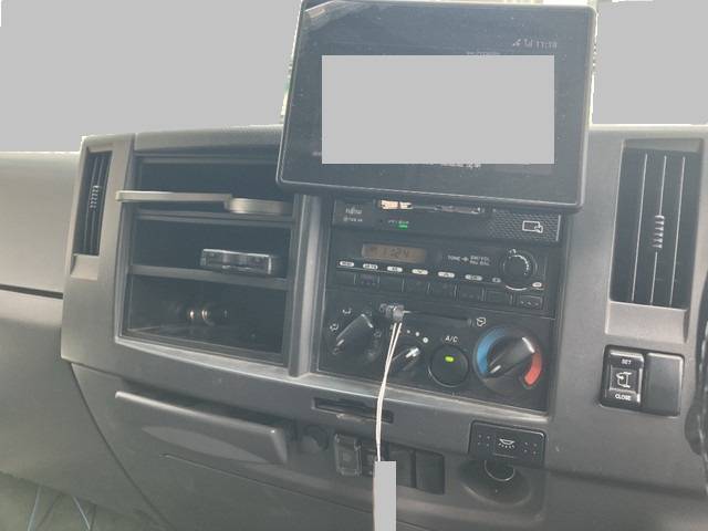 いすゞフォワードアルミブロック中型（4t）[写真28]