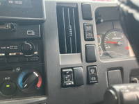 いすゞフォワードアルミブロック中型（4t）[写真29]