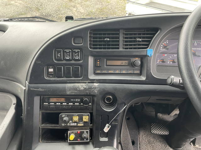 いすゞギガダンプ大型（10t）[写真35]