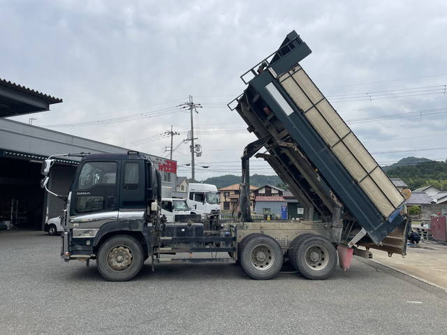 いすゞギガダンプ大型（10t）[写真06]