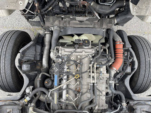 三菱ふそうキャンタークレーン3段小型（2t・3t）[写真28]